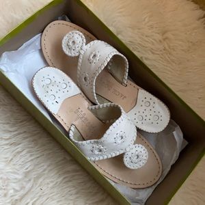 JACK ROGERS WHITE MID WEDGE SANDALS